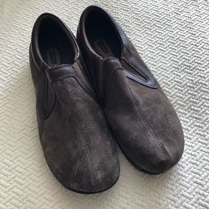 Propet Slip On Shoes Size 10